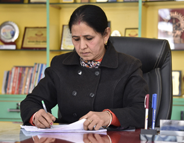 Dr. Veenu Bharti